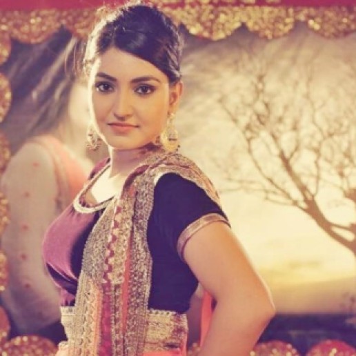 Lovely-Punjabi-Girl-Picture-For-Desktop-Wallpaper